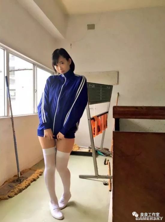 青山ひかる