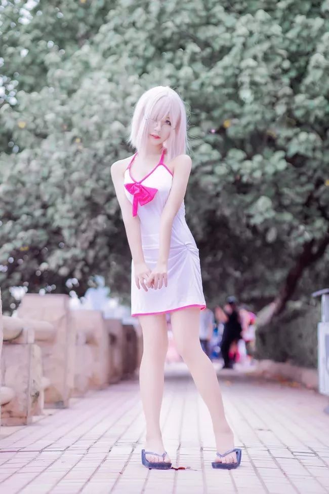 关键词:fate/extella link cosplay 小姐姐